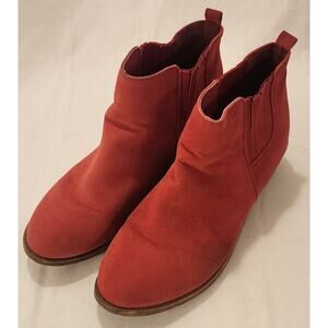 Journee Collection Red Faux Suede Ankle Boots Booties Block Heel Chelsea Style